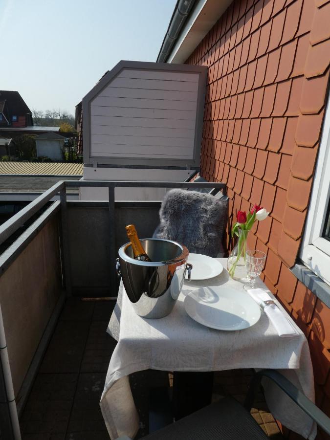 Deck 2& Deck 4 Ferienwohnungen in Sandstrandnähe Büsum Exterior foto